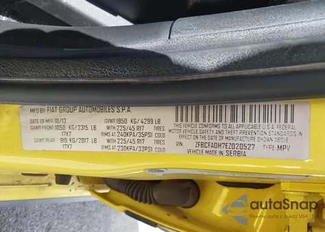 2014 Fiat 500L Trekking z USA, uszkodzony, nr VIN ZFBCFADH7EZ020527